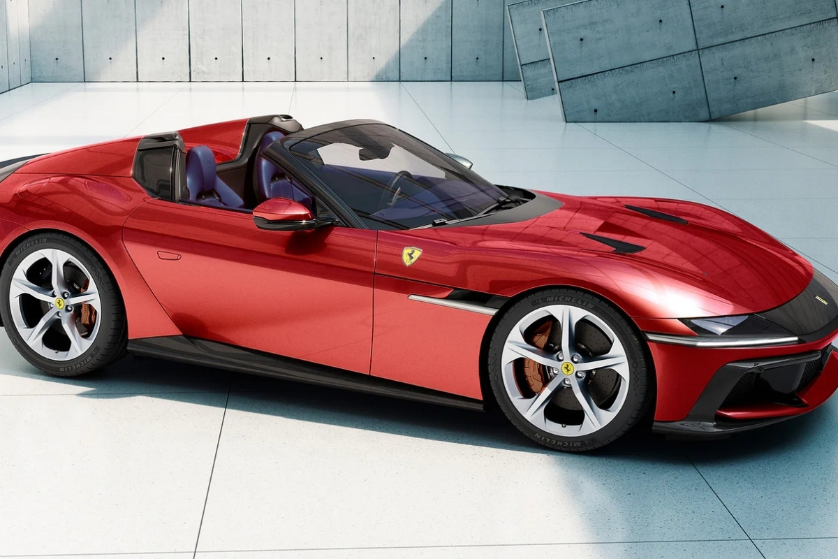 Ferrari 12Cilindri Spider: Ferrari’nin Yeni Efsanesi Yolda