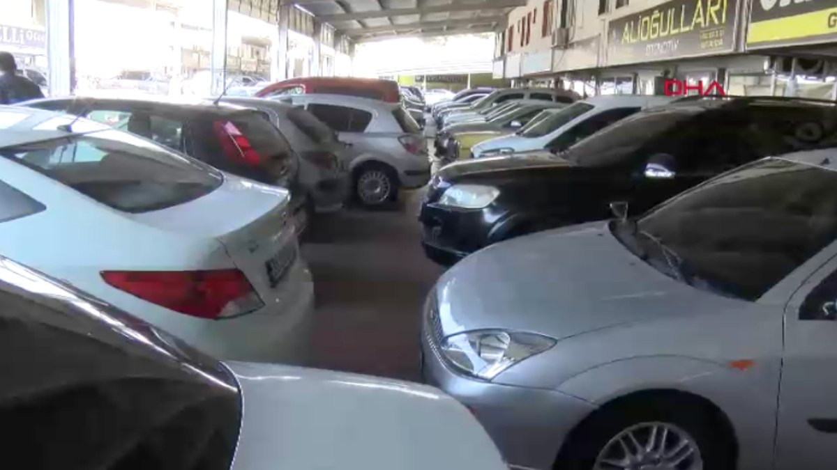 Otomobil ve Hafif Ticari Araç Satışlarında Düşüş, İkinci El Pazarında Canlanma!