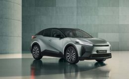 Tamamen elektrikli Toyota C-HR+ tanıtıldı: İşte özellikleri