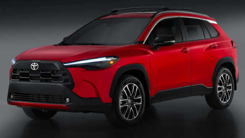 2026 Model Toyota Corolla Cross Tanıtıldı: Küçük Dokunuşlarla Yeni Bir Yüz