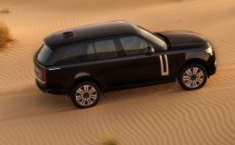 Jaguar Land Rover’ın Elektrikli Dönüşümünde Fren, Range Rover Electric 2025’e Kaldı