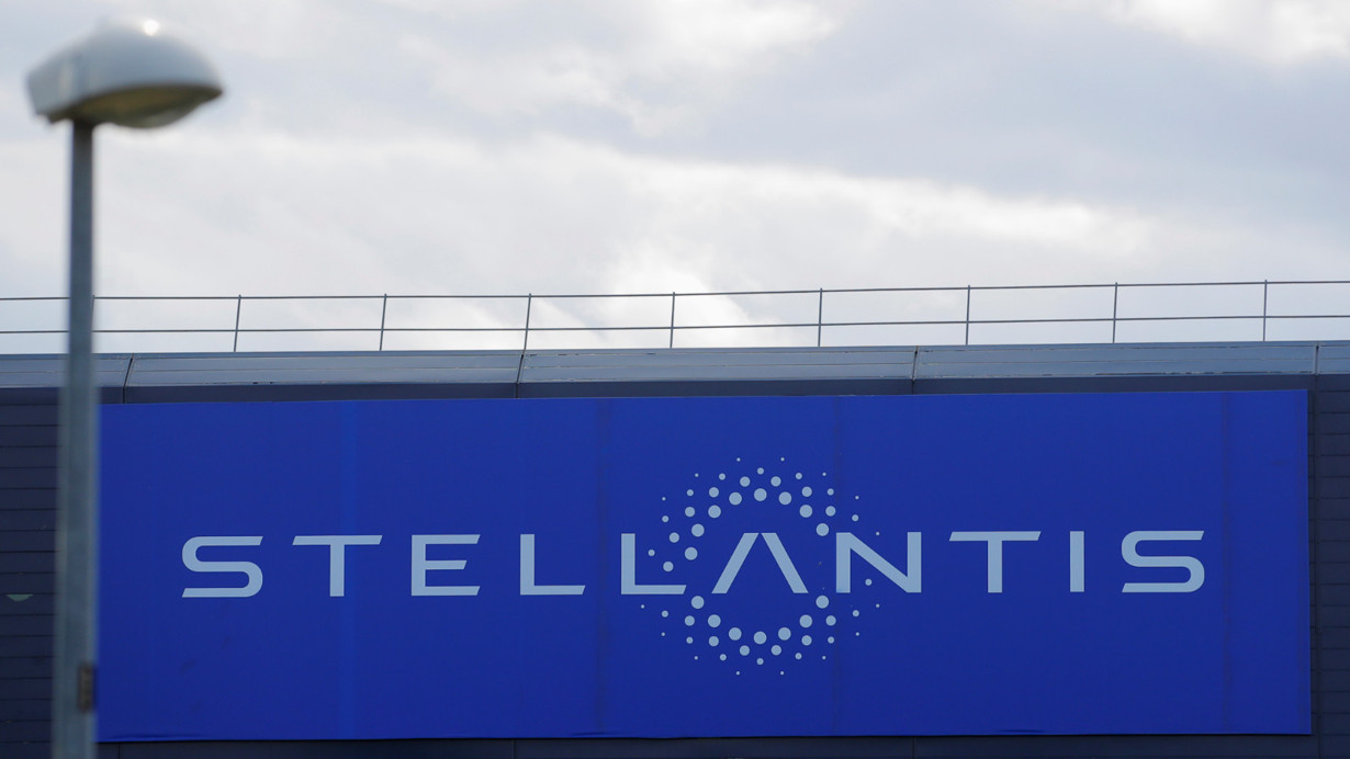 Stellantis, elektrikli araçlarının menzilini 800 kilometreye çıkaracak