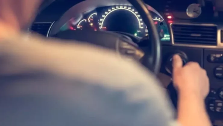 Terlikle araba kullanmak yasak mı?