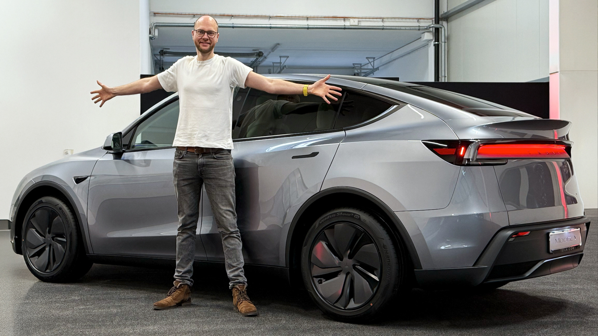 Tesla Model Y (2025) piyasaya sürülüyor: Aksesuarlarınızda 15 € indirim  kazanın! – Shop4Tesla