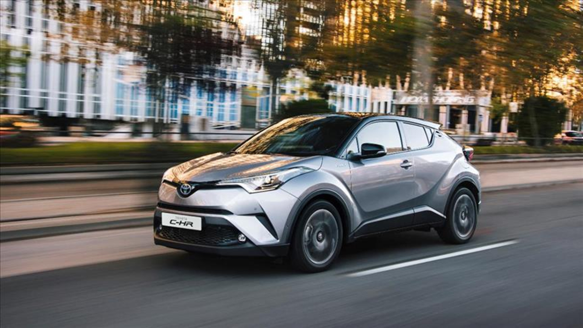 Toyota, 2025’in İlk Yarısında Rekor Satışla Hibrit Stratejisinin Gücünü Kanıtladı