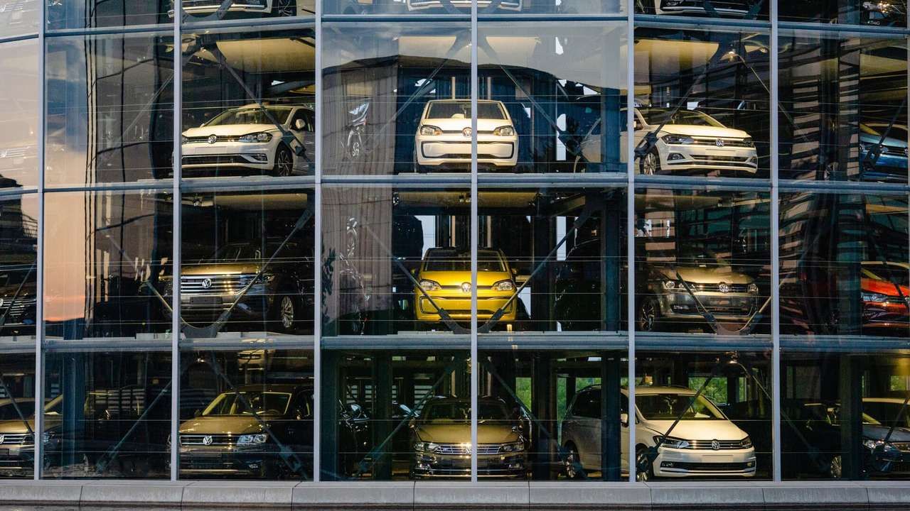 Çin pazarında BYD yükseliyor, Volkswagen geri düşüyor - Otomobilin Sayfası