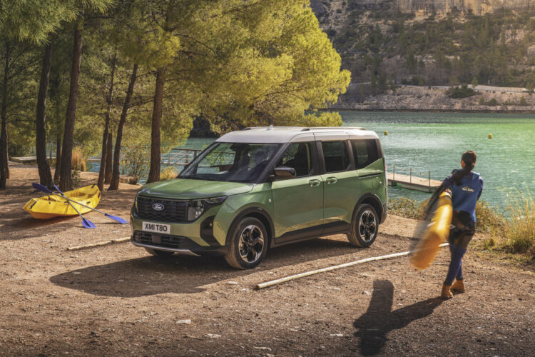 Ford E-Tourneo Courier, 2024'ün sonunda yollarda | OtoYazar