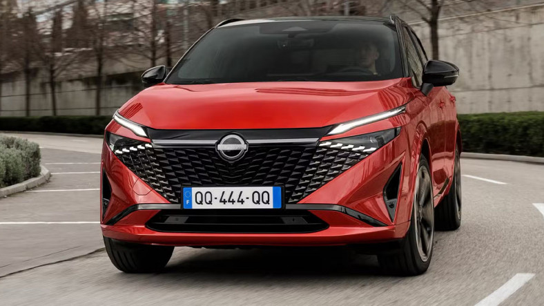 2025 Nissan Qashqai İle Elektrikli SUV Deneyimi Artık Şarj Kablosu Olmadan Mümkün!