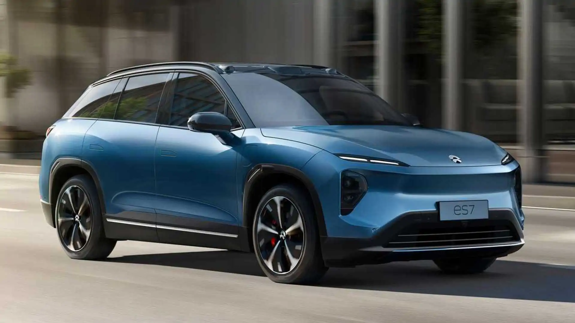 Nio, yeni elektrikli SUV modeli ES7'yi tanıttı