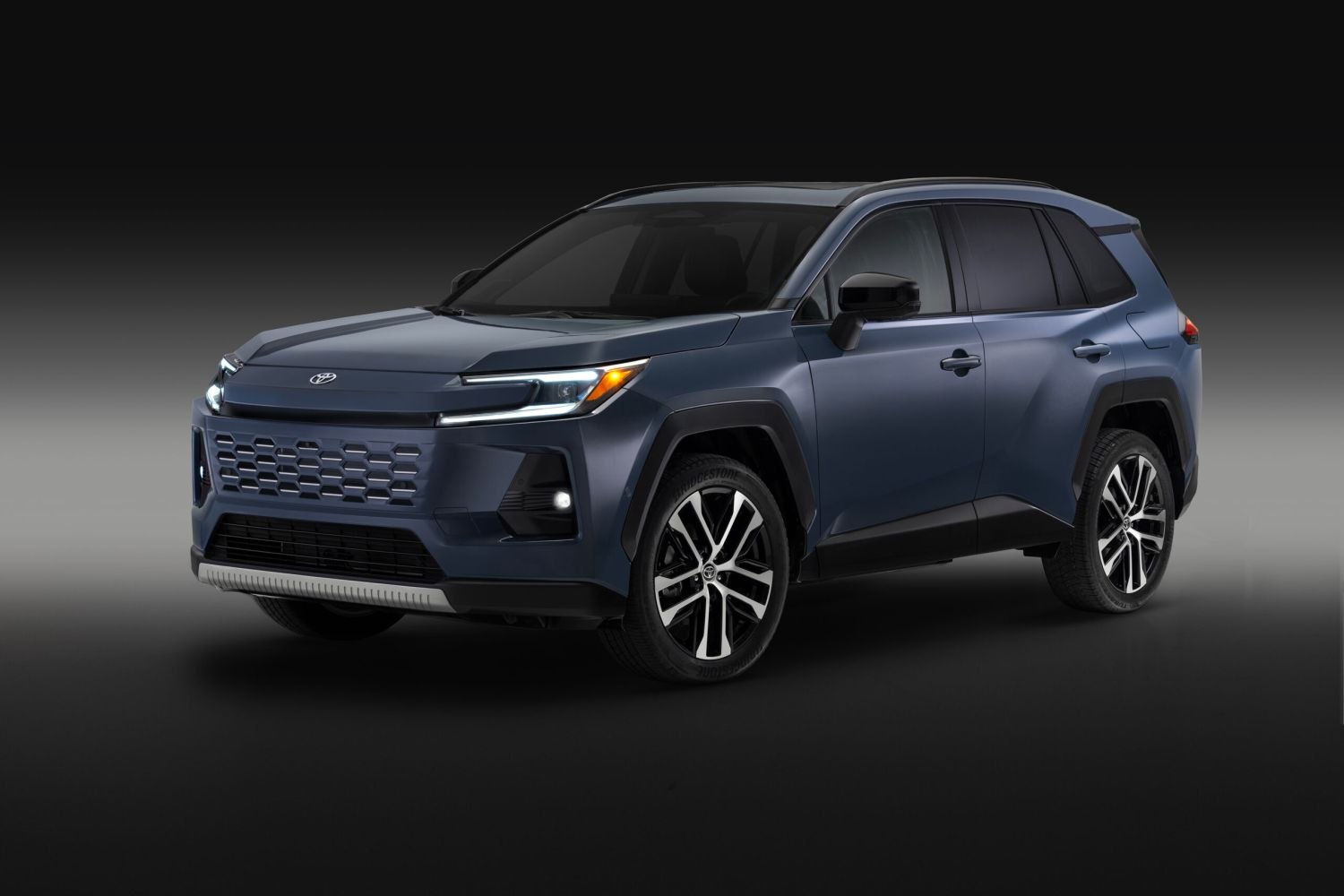 Toyota RAV4 | Teknik özellikler, Yakıt tüketimi, Boyutlar
