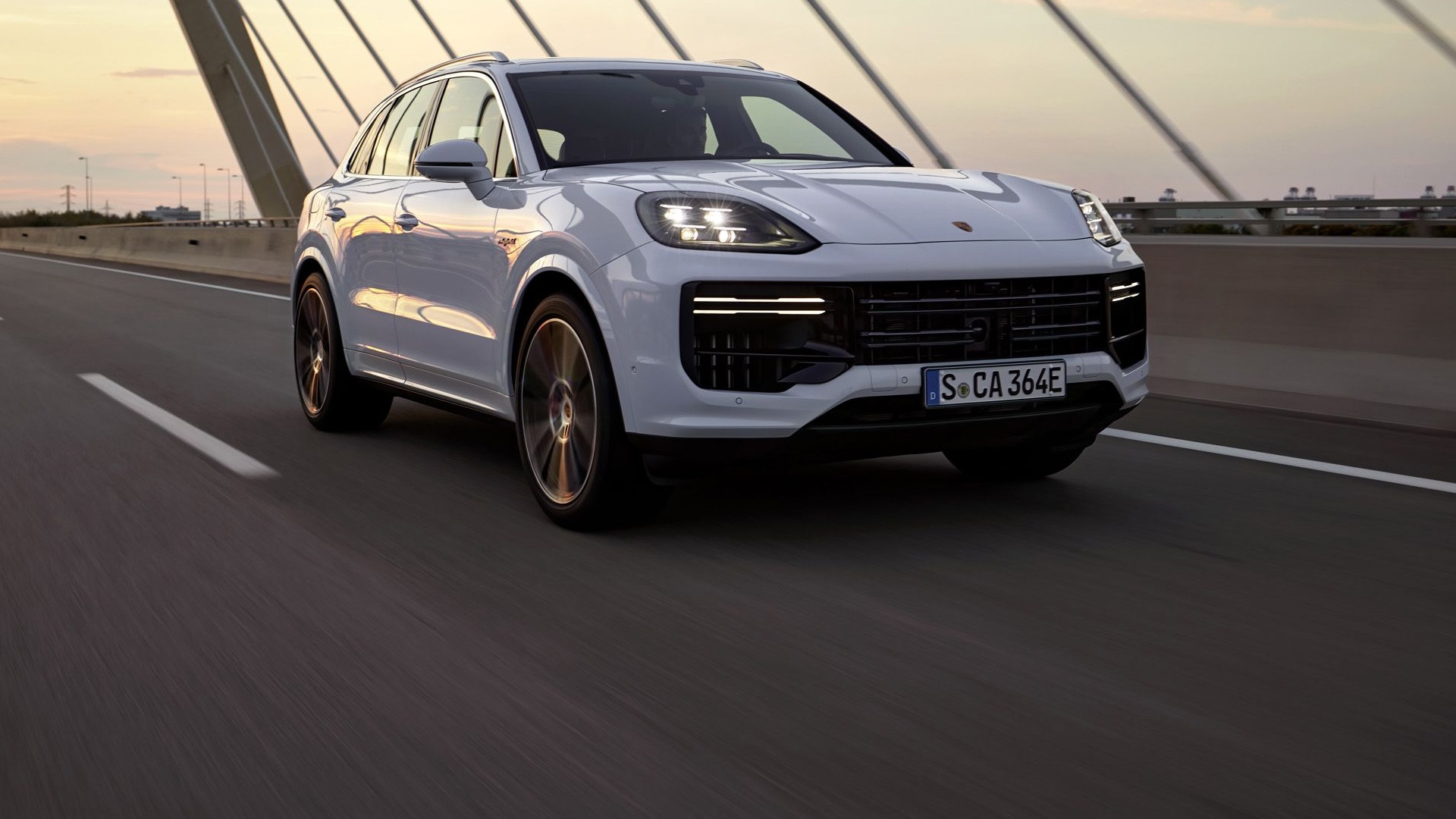 Porsche yeni Cayenne'i tanıttı! 'Kurtarıcının' şu ana kadarki en güçlü modeli... - OTOMOBİLLER