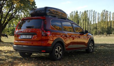 7 Koltuklu Dacia Jogger 2025, Türkiye’de Neden Bu Kadar Konuşuluyor?