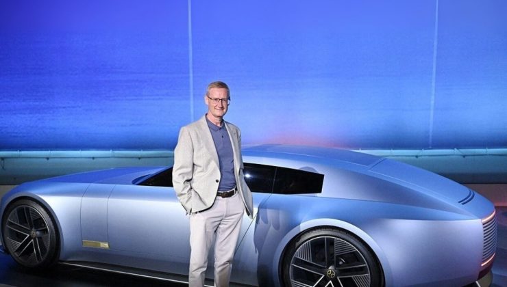 Adrian Mardell’in Mirası ve Finansal Zirve Jaguar Land Rover’da CEO Değişimi