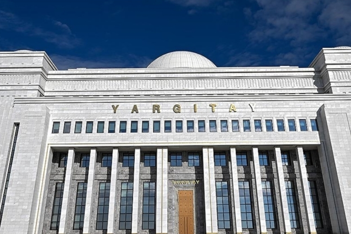 Araçta Boya Lekesi Gizli Ayıp Sayıldı, Misliyle Değişim Hakkı Kesinleşti