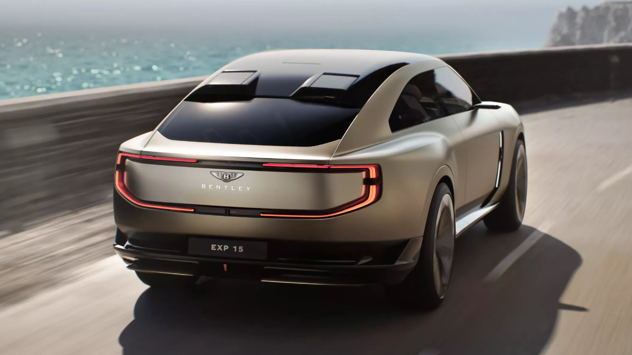 Bentley, elektrikli geleceğe yönelik tasarlanan EXP 15 konseptini tanıttı