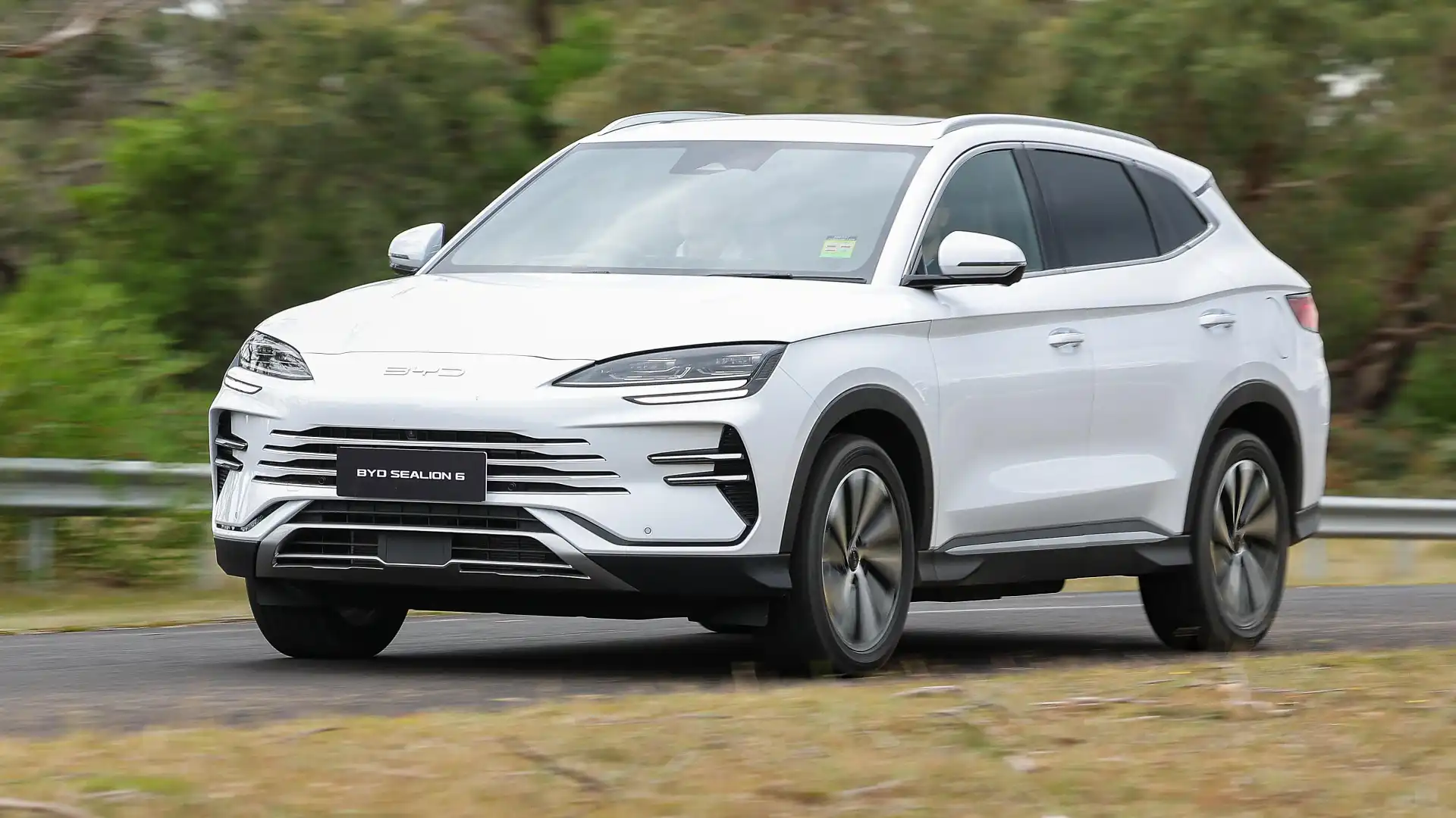 2024 BYD Sealion 6 price and specs: New plug-in hybrid family SUV undercuts  Mitsubishi Outlander