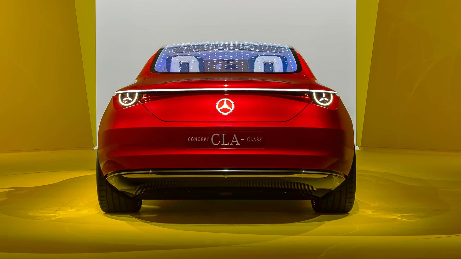 Mercedes-Benz, elektrikli CLA'nın Rattat'ta üretileceğini doğruladı