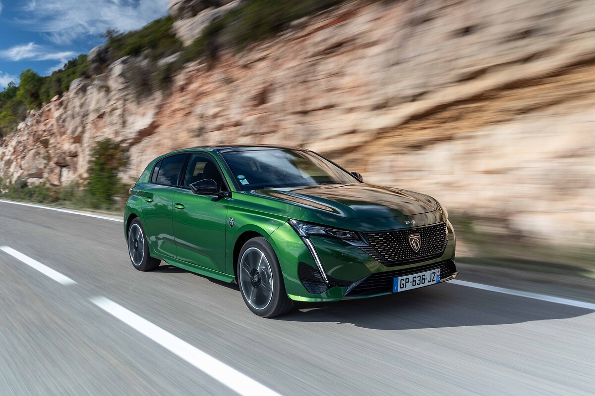 TURKEY - ELEKTRİKLİ PEUGEOT E-308 TÜRKİYE'DE! | Peugeot | Stellantis Media