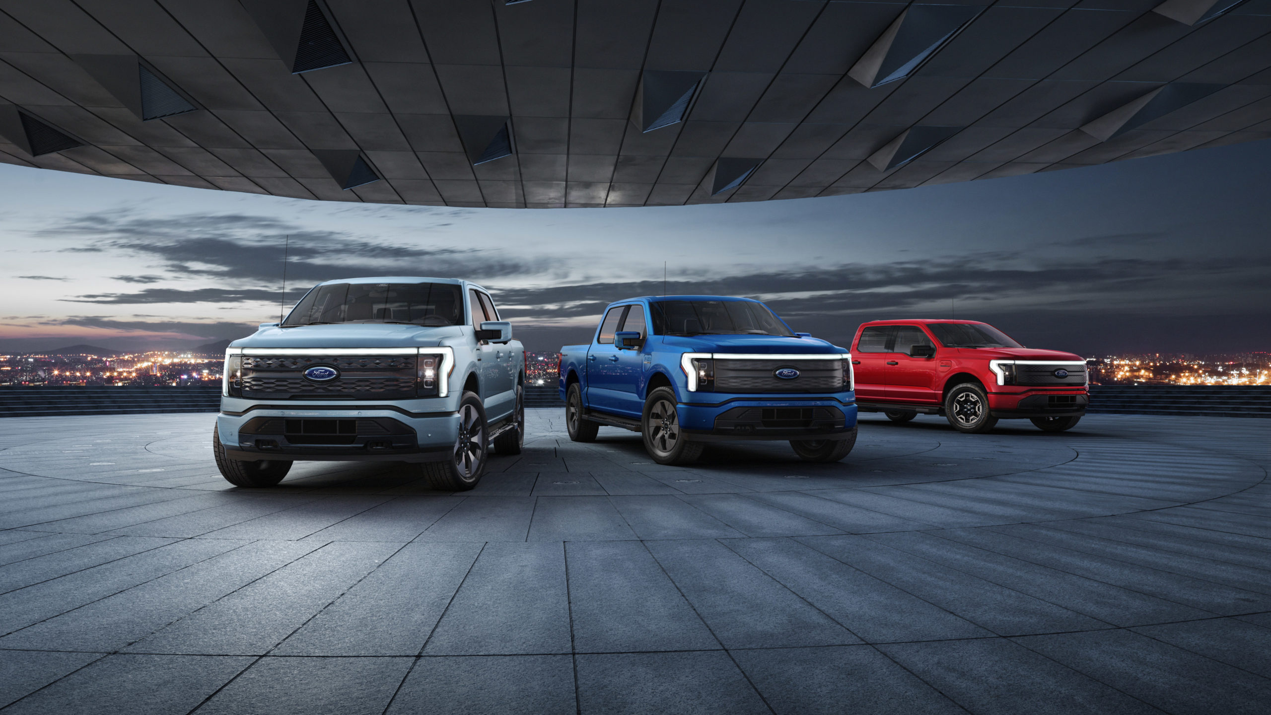 🔋Ford F-150 Lightning Standard Range Özellikler, Fiyat ve Karşılaştırmalar - Dolubatarya