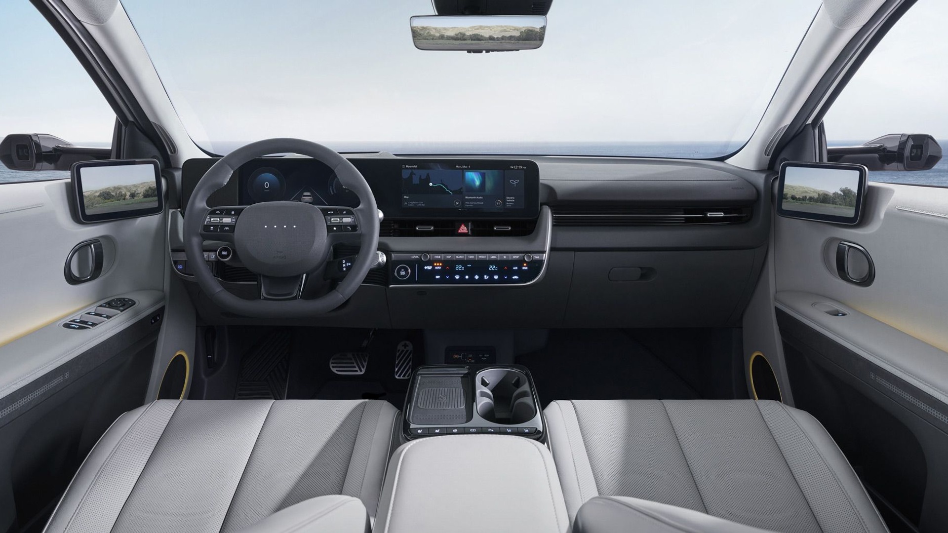 2025 Hyundai Ioniq 5 debuts with more range, N Line grade