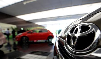Japon Devleri Dar Boğazda Toyota ve Honda’nın Kâr Erozyonu