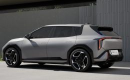 Kia EV4 Avrupa’yı Sallıyor! 590 km Menzilli Yeni Elektrikli Hatchback