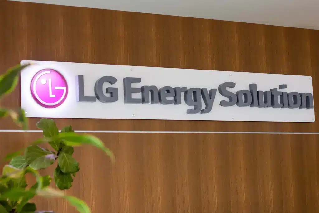 Tesla, LG ile 4,3 Milyar Dolarlık Pil Anlaşması İmzaladı