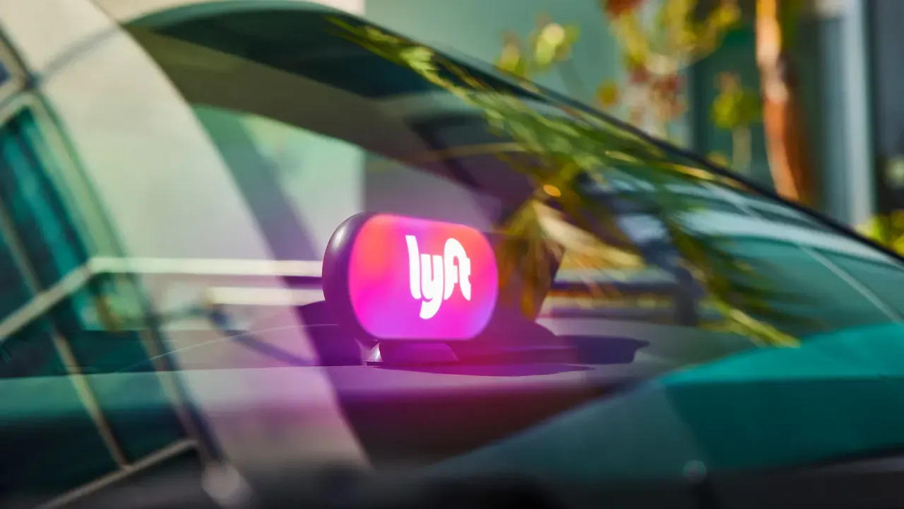 Lyft ve Baidu, Avrupa'da robotaksi hizmetine başlıyor - Otomobilin Sayfası