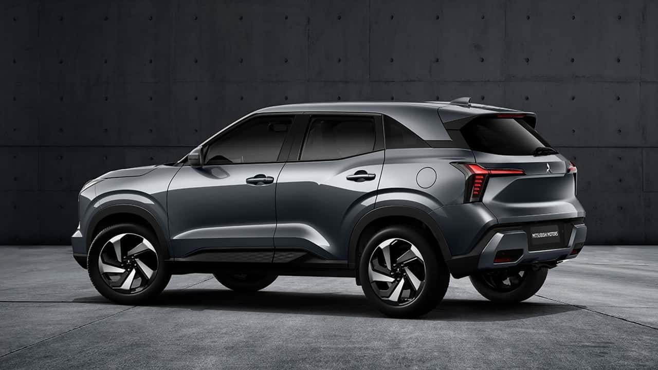 Mitsubishi kompakt SUV modelinin görüntülerini yayınladı