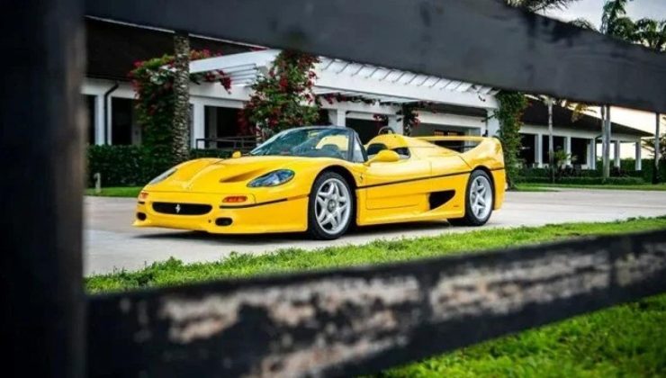 Ralph Lauren’in Ferrari F50’si 9.2 Milyon Dolara Rekor Kırdı! Nadiren Görülen Süper Otomobil