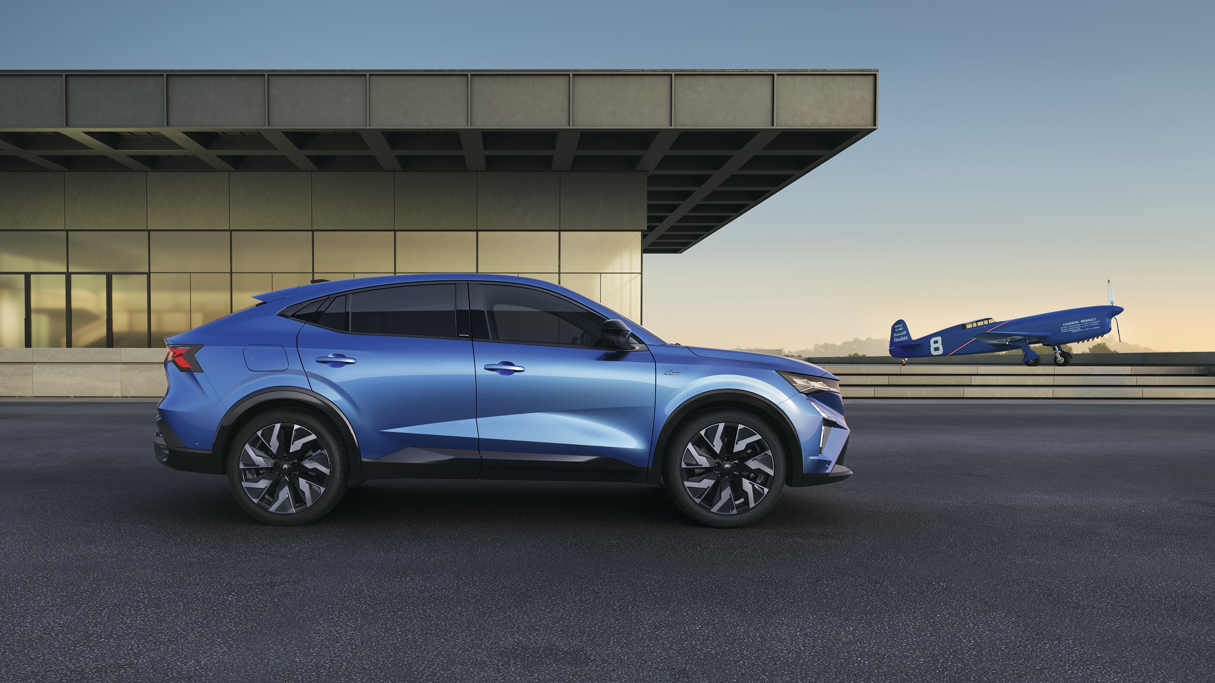 Renault'un Yeni Coupe Suv Modeli Rafale Dünya Lansmanıyla Tanıtıldı
