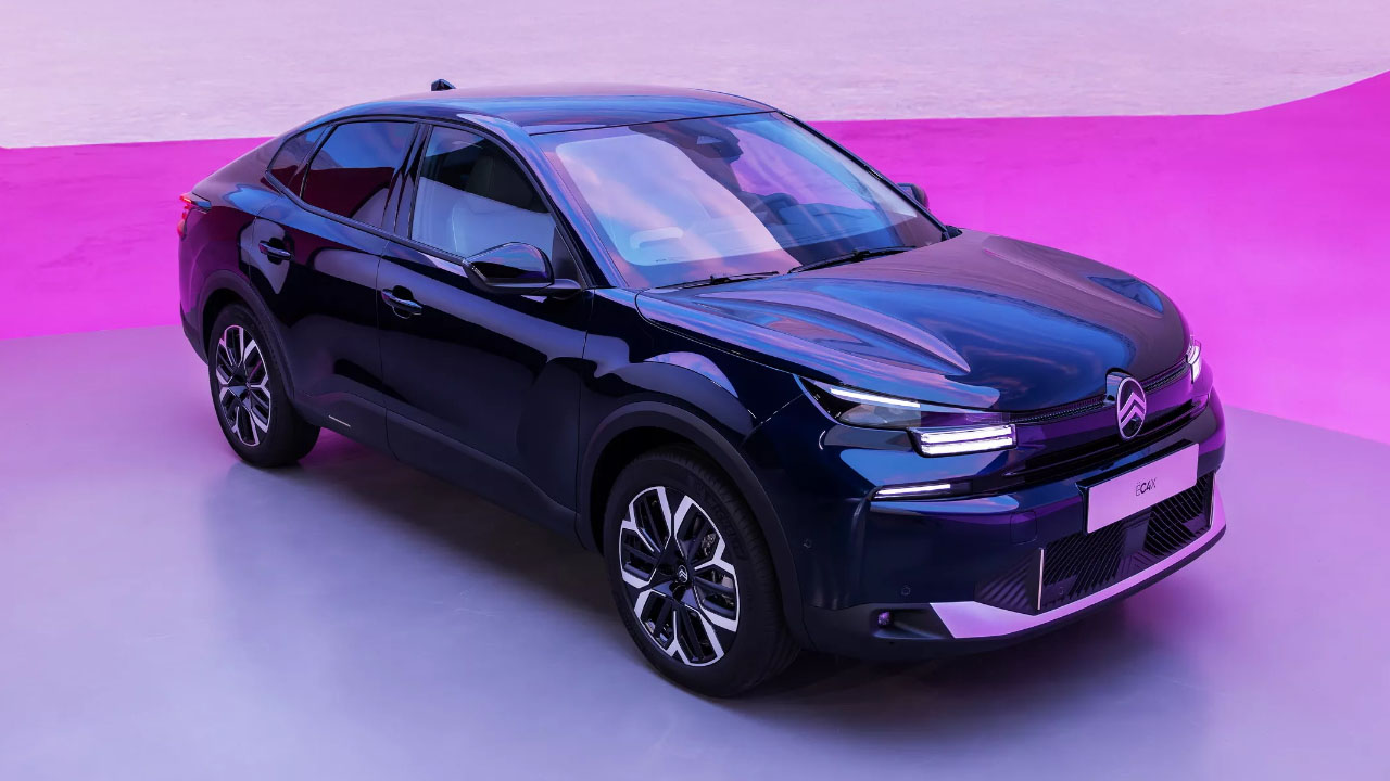 2025 Citroen C4 ve C4 X modelleri görücüye çıkarıldı - LOG