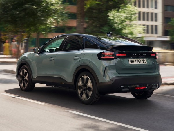2025 Citroen C4 1.2 You Fiyatı ve Teknik Özellikleri