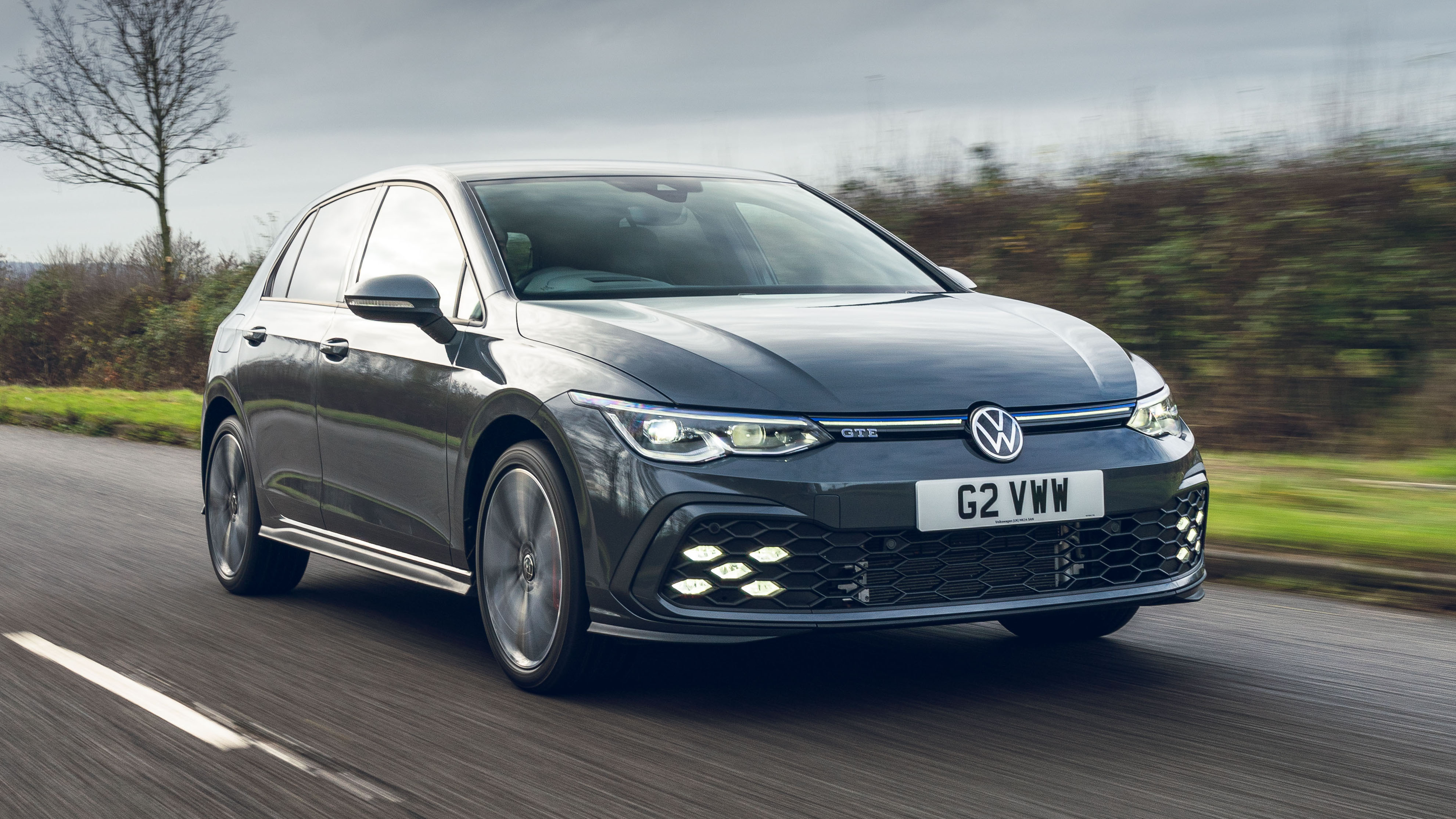 Volkswagen Golf GTE Review 2025 | Top Gear