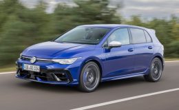 Volkswagen Yeni T-Roc, Hibrit Teknolojisiyle Sürüş Alışkanlıklarını Sarsıyor