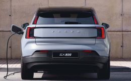Volvo EX30, Türkiye’de Hiç Görülmemiş Elektrikli SUV Deneyimi ve Rakiplerini Sarsacak Performans