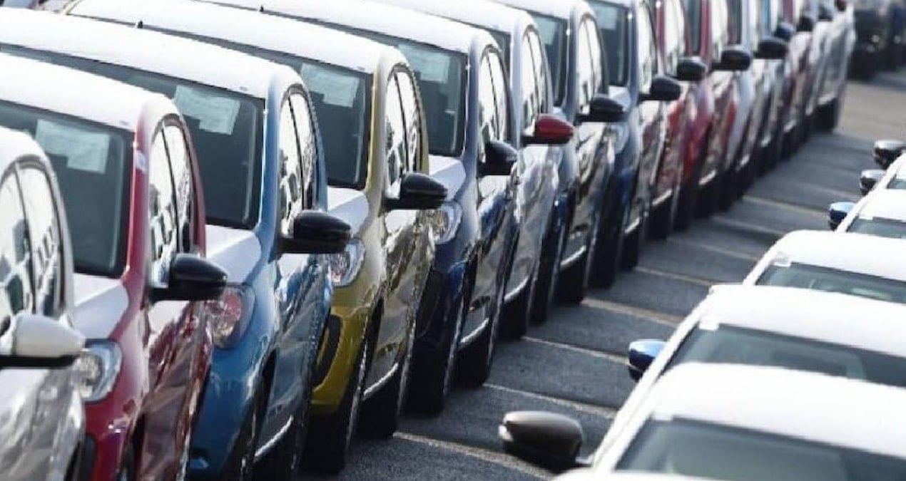 10 Yaş Üstü Araçlar Tarihe mi Karışıyor? Türkiye’de İkinci El 2025 Gerçeği