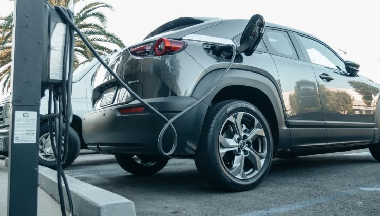 BYD Türkiye’ye Damga Vuruyor! Elektrikli Araç Kârı Düşerken Pazar Patlaması Şok Ediyor!