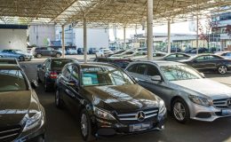C-Serisi, GLC ve EQE Tehlikede mi? Mercedes-Benz’in Gizlenen Direksiyon Hatası Ortaya Çıktı