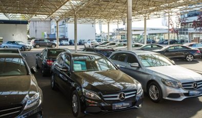 C-Serisi, GLC ve EQE Tehlikede mi? Mercedes-Benz’in Gizlenen Direksiyon Hatası Ortaya Çıktı