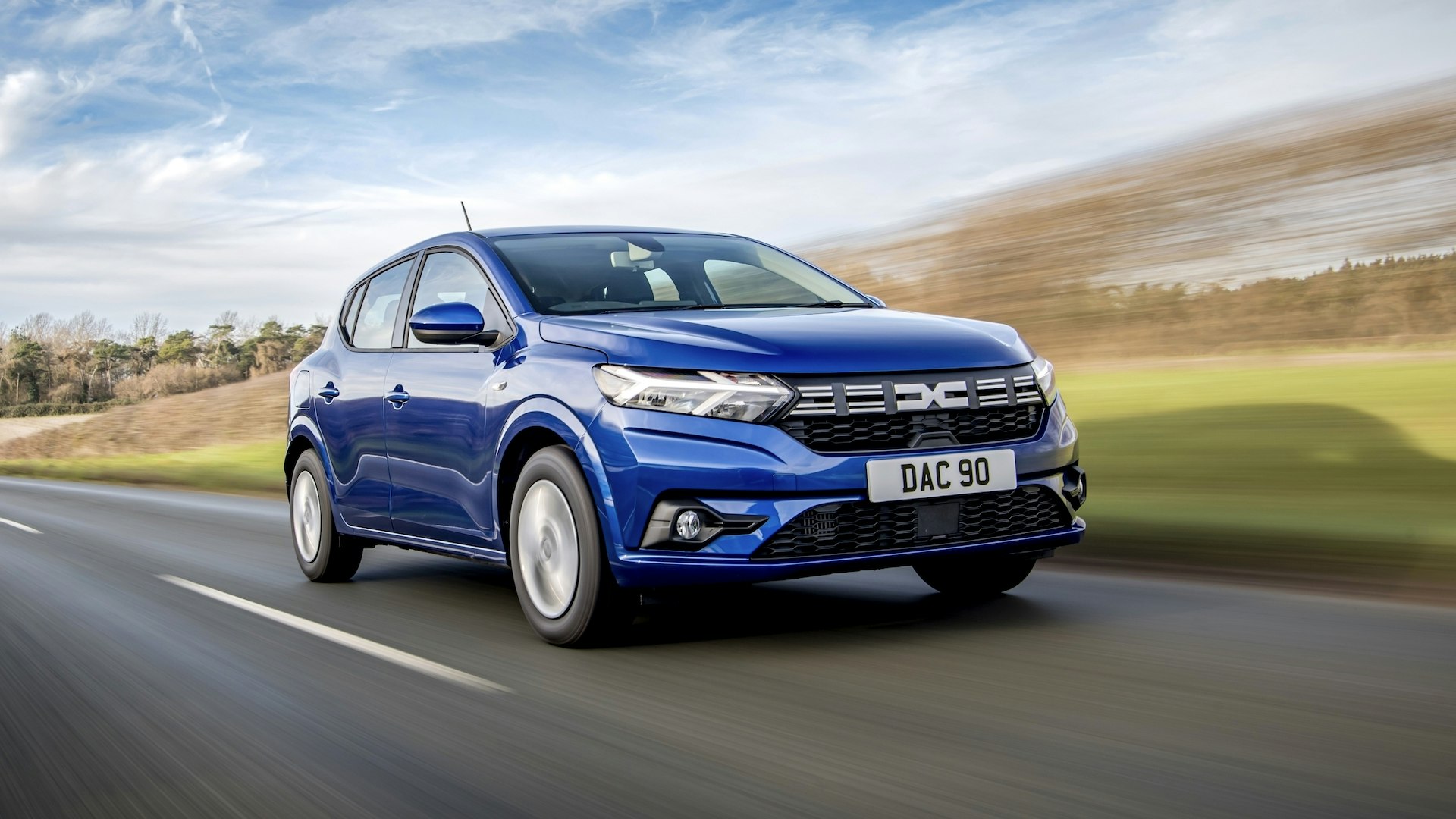 Dacia Sandero Review 2025 | Price, Interior & Boot Space | Carwow