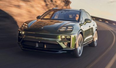 Dijital Anahtar ve Yapay Zekâyla Kendini Park Eden Elektrikli SUV
