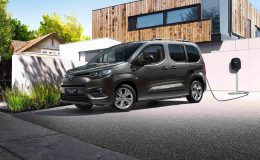 Doblo’yu Gölgede Bırakan Proace City, 7 Koltuklu Ticari Devrim!