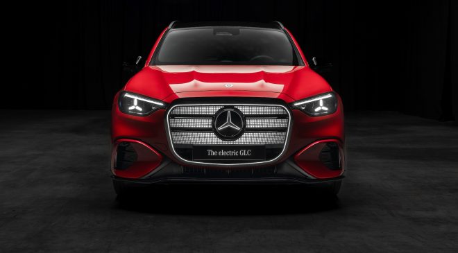 Elektrikli Lüks SUV Standardı Yeniden Yazılıyor! Mercedes-Benz GLC 2026 Analizi