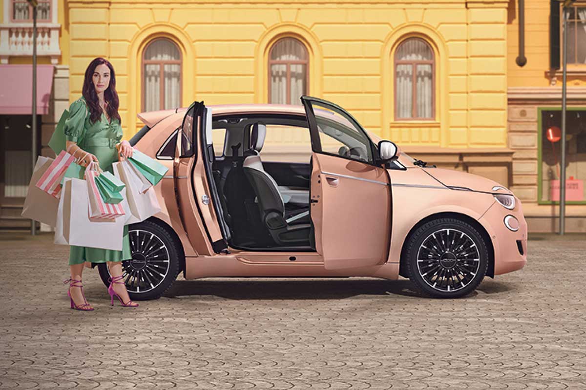 Fiat 500e: Marka fiyatları düşürüyor (yine) ve bu durum uzun sürmeyebilir -  ItalPassion