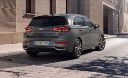 Hyundai 140 Beygir Mild Hibrit ve Yenilenen Teknolojiyle C Segmentinde Zirveye Oynuyor