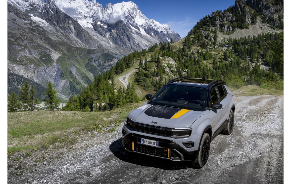 Orders are now open for the Jeep® Avenger 4xe Including exclusive The North  Face Edition | Jeep | Stellantis Media