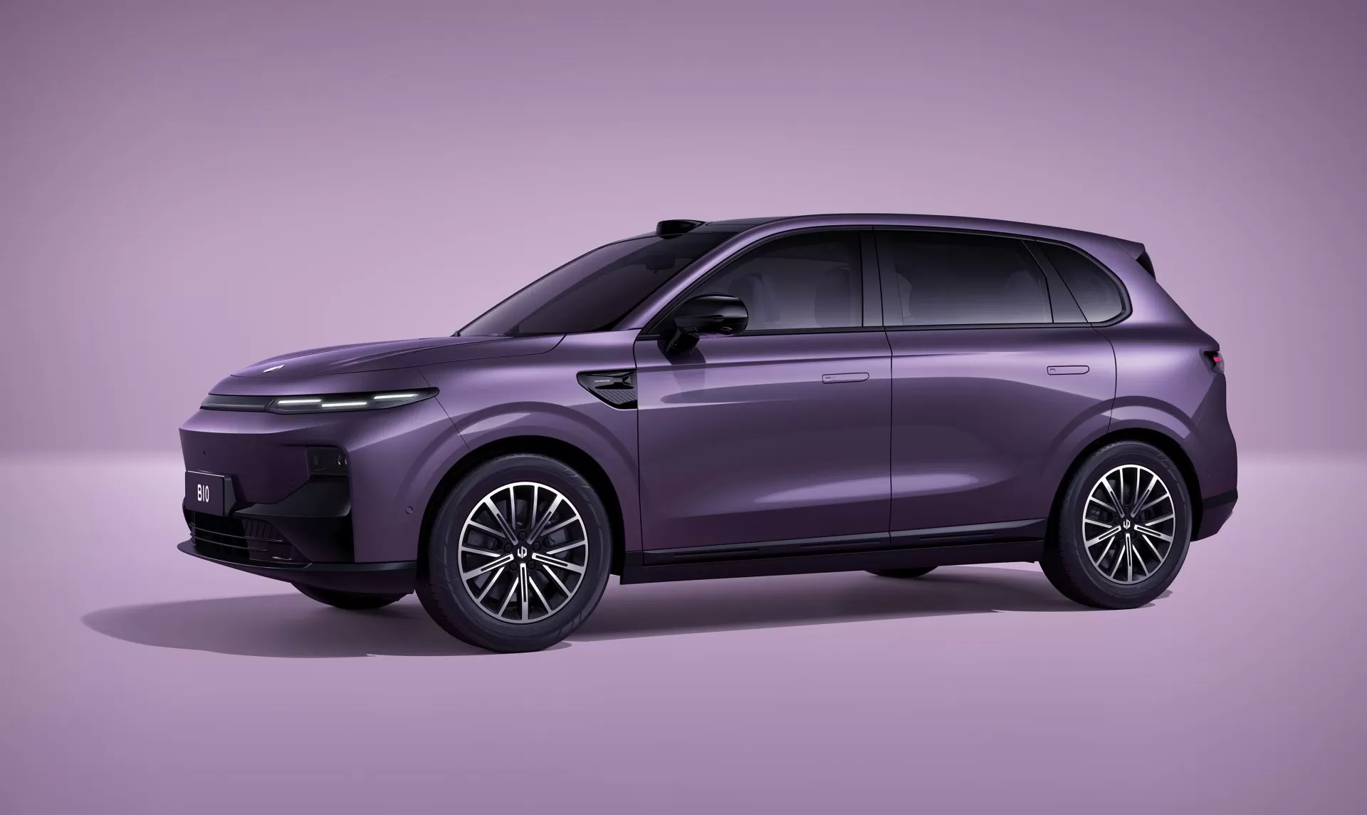 Leapmotor'un Avrupa'da 30 bin avro fiyatla satacağı elektrikli SUV  tanıtıldı!