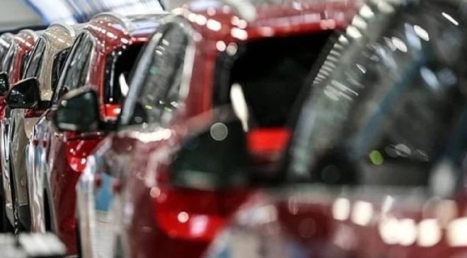 Lüks SUV Savaşında Şok Zirve! Lexus RX ve NX Türkiye’de Rakiplerini Silip Geçti