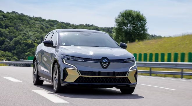 Megane ve Twingo’nun Gizli Silahı, Renault LFP Batarya ile Pazarı Altüst Ediyor